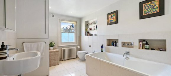 4 bedrooms Commercial property in London, United Kingdom No. 3689 6