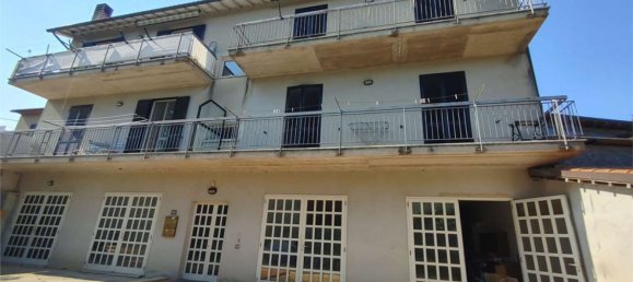 4-Zimmer Wohnung in Todi, Italy, Nr. 297328 2