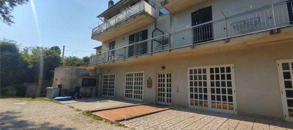 4-Zimmer Wohnung in Todi, Italy, Nr. 297328 3