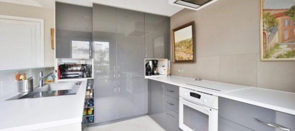 3 غرف نوم منزل ذو طابقين في Neuilly-sur-Seine, France رقم 176934 8