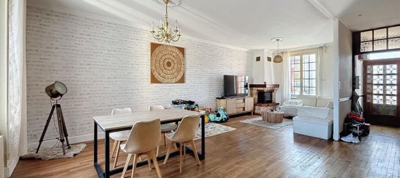 Adosado de 4 dormitorios en Montlucon, France No. 265191 3