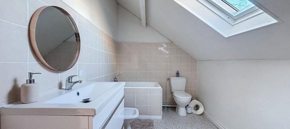 Adosado de 4 dormitorios en Montlucon, France No. 265191 9