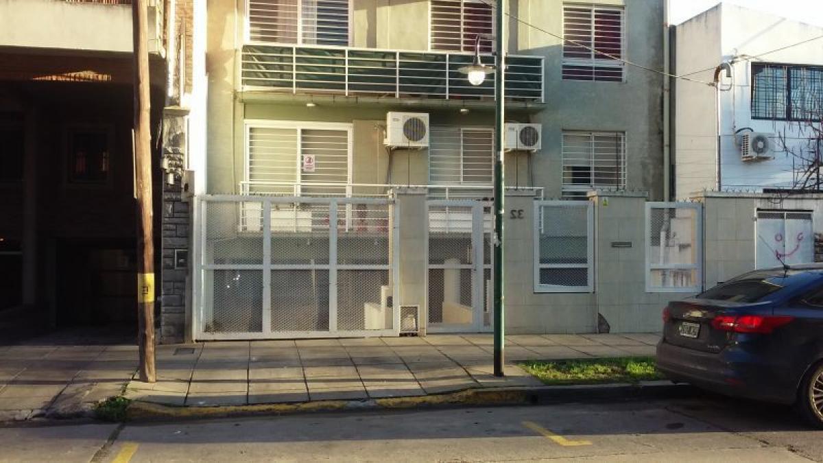  Warehouse in San Isidro, Argentina No. 105985