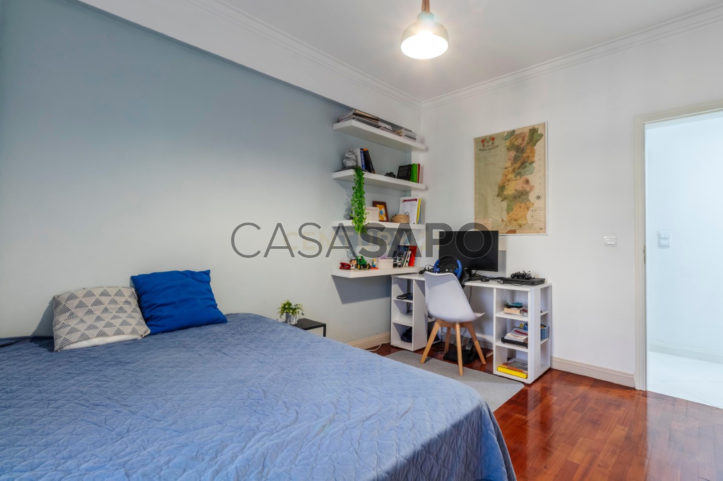 Квартира с 3 спальнями в Алмада, Португалия № 227946