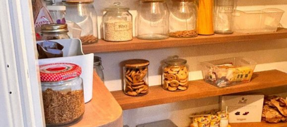 Casa de 2 habitaciónes en Viareggio, Italy No. 251548 2