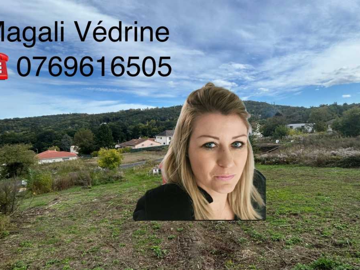 409m² Land in Nohanent, France No. 111472