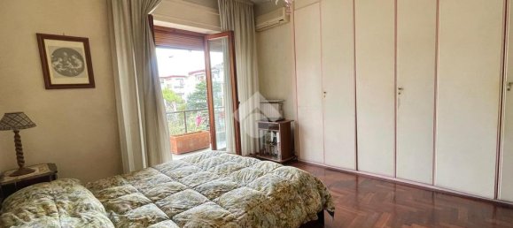 4 chambres Appartement à San Giorgio a Cremano, Italy No. 356119 14