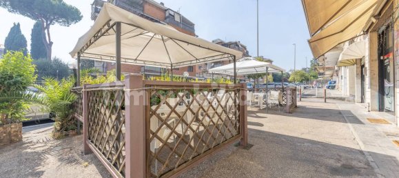 Коммерческая недвижимость с 2 комнатами в Рим, Италия № 376221 33