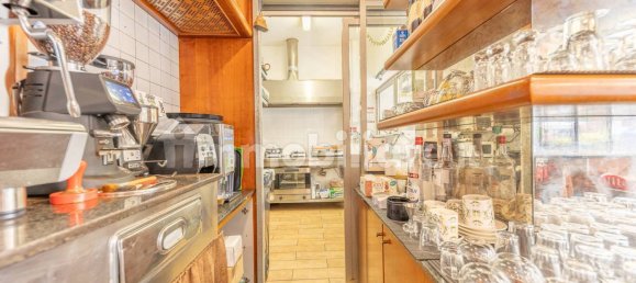 Коммерческая недвижимость с 2 комнатами в Рим, Италия № 376221 27