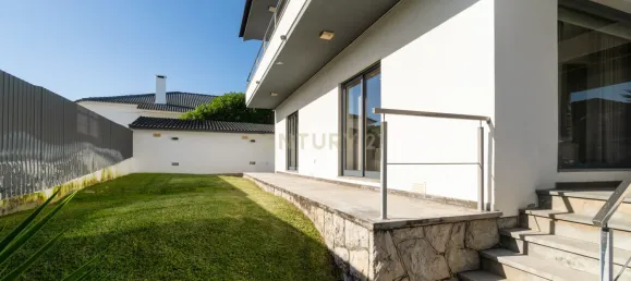 4 bedrooms Villa in Cascais, Portugal No. 137644 43