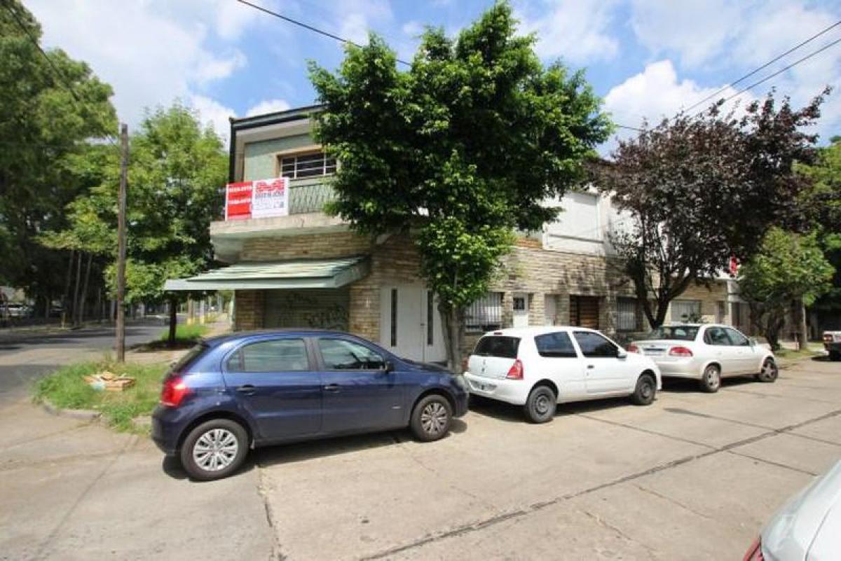  Commercial property in San Isidro, Argentina No. 29780