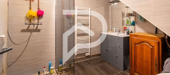 3 غرف نوم منزل في Trept, France رقم 202119 9