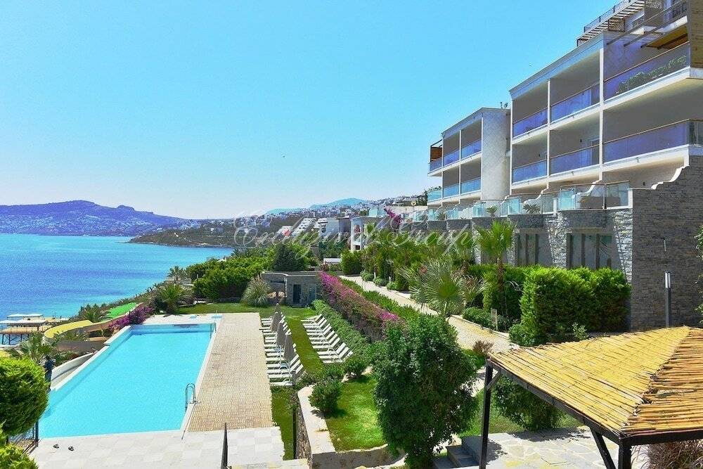 3 rooms Apartment in Bodrum, Turkey No. 28583