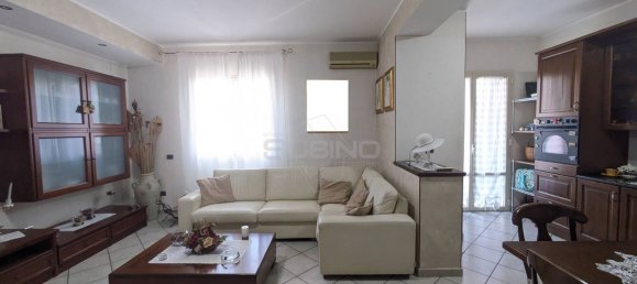 5 rooms Apartment in Floridia, Italy No. 290135 19