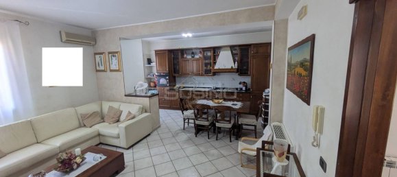 5 rooms Apartment in Floridia, Italy No. 290135 7