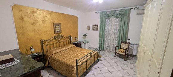 5 rooms Apartment in Floridia, Italy No. 290135 20