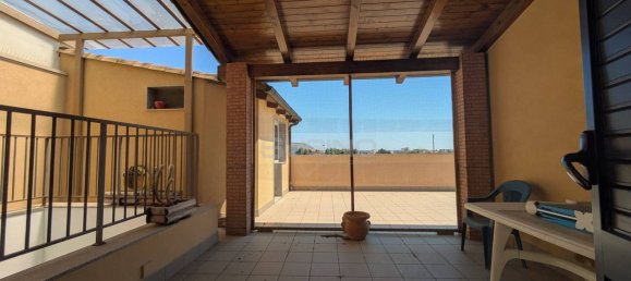 5 rooms Apartment in Floridia, Italy No. 290135 38