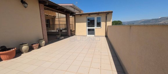 5 rooms Apartment in Floridia, Italy No. 290135 33