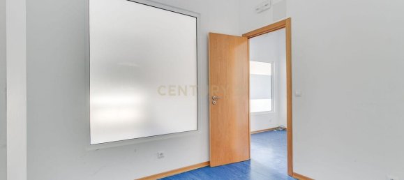 Gewerbliche Immobilie in Lisbon, Portugal 131m², Nr. 268993 20