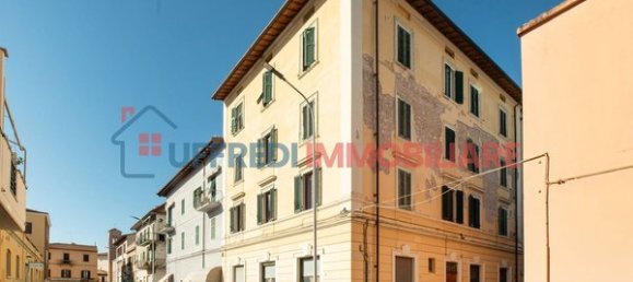 Квартира с 3 комнатами в Гроссето, Италия № 213816 5