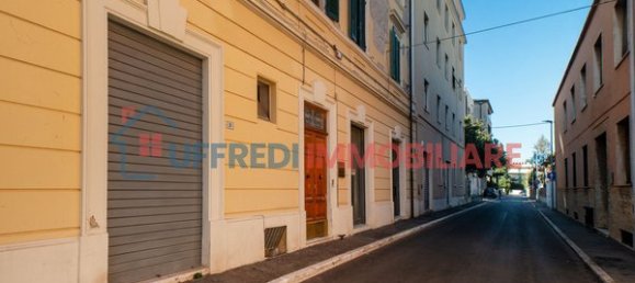 Квартира с 3 комнатами в Гроссето, Италия № 213816 27