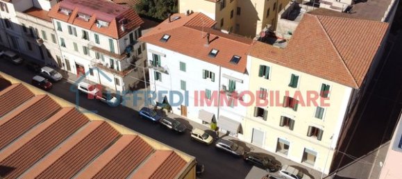 Квартира с 3 комнатами в Гроссето, Италия № 213816 21