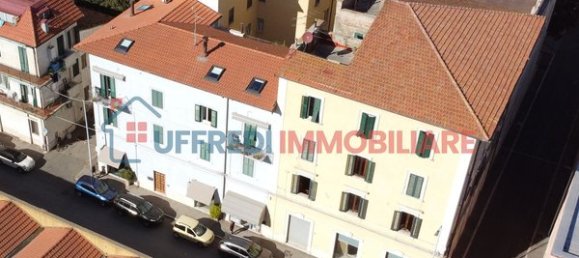 Квартира с 3 комнатами в Гроссето, Италия № 213816 20