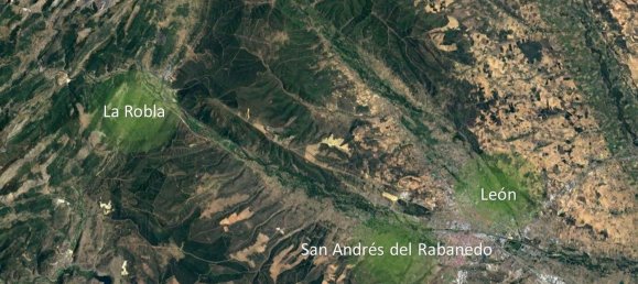 418m² Land in San Andres del Rabanedo, Spain No. 84788 4