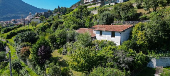 4 bedrooms House in Vigolo, Italy No. 380814 15