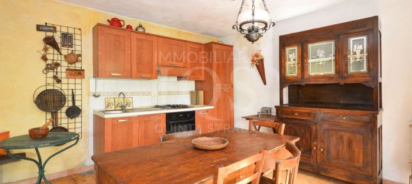 4 bedrooms House in Vigolo, Italy No. 380814 6