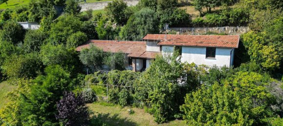 4 bedrooms House in Vigolo, Italy No. 380814 13