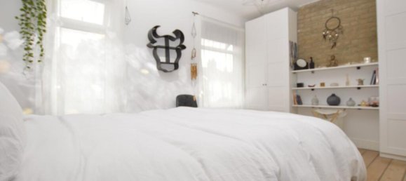 3 bedrooms House in London, United Kingdom No. 12456 9