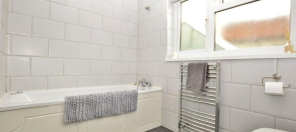 3 bedrooms House in London, United Kingdom No. 12456 15