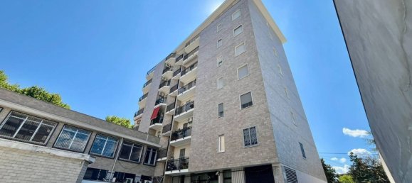 3غرفة شقة في Cinisello Balsamo, Italy رقم 287565 4