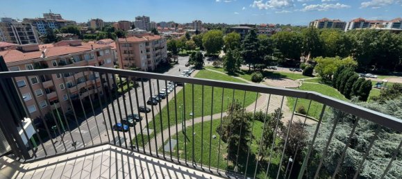 3غرفة شقة في Cinisello Balsamo, Italy رقم 287565 5