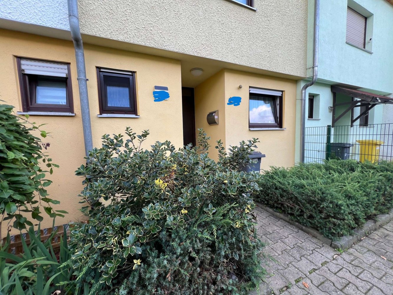 3 chambres Maison de ville à Saalekreis, Germany No. 323316