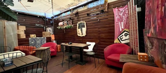 148m² Commercial property in Florence, Italy No. 355897 6