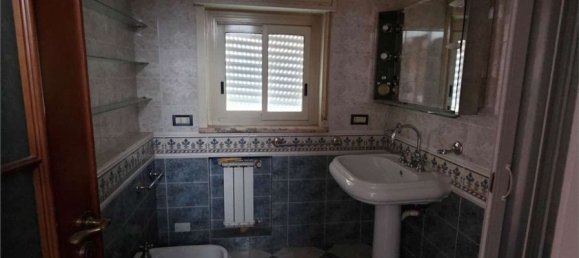 3 bedrooms Apartment in Palermo, Italy No. 370890 3