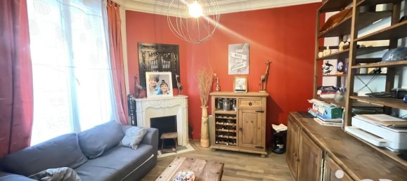 3 bedrooms House in Villeneuve-le-Roi, France No. 292640 8