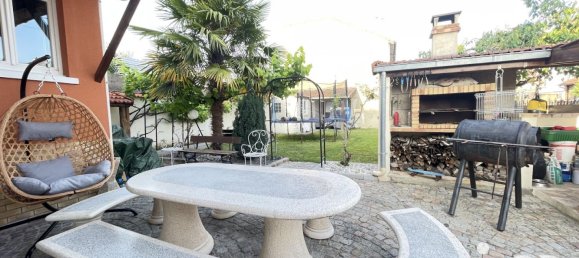 3 bedrooms House in Villeneuve-le-Roi, France No. 292640 24