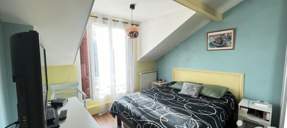 3 bedrooms House in Villeneuve-le-Roi, France No. 292640 14