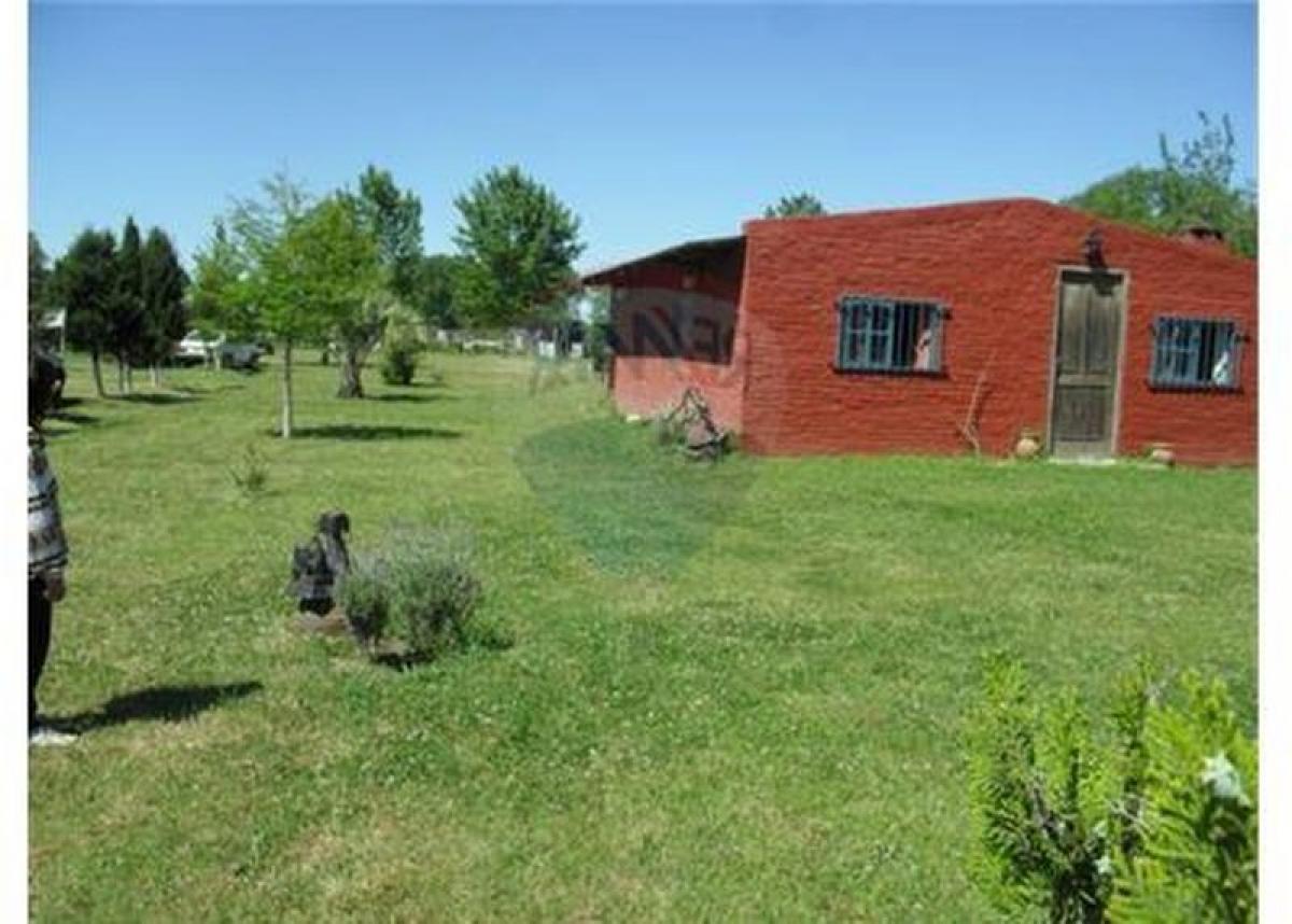 Terreno de 3 dormitorios en San Vicente, Argentina No. 36755