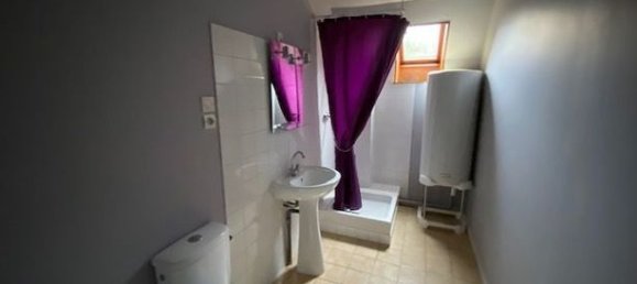 2 bedrooms Townhouse in Saint-Amand-en-Puisaye, France No. 355284 4