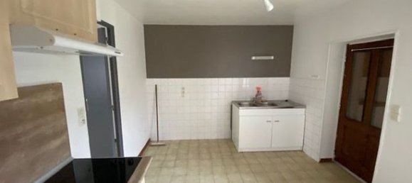 2 bedrooms Townhouse in Saint-Amand-en-Puisaye, France No. 355284 3