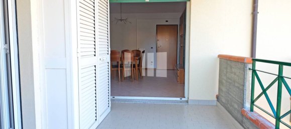 Apartamento de 1 dormitorio en Giulianova, Italy No. 61450 10