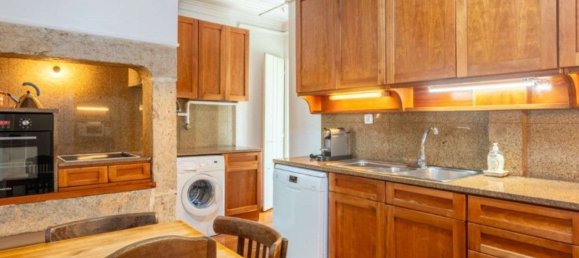 3 bedrooms Apartment in Lisbon, Portugal No. 110376 9