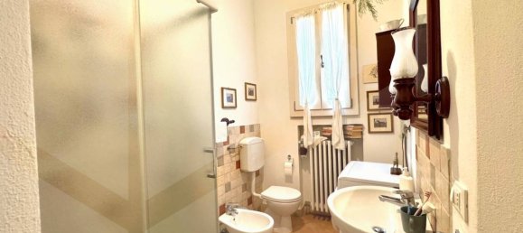 2 bedrooms Apartment in Bologna, Italy No. 34437 3