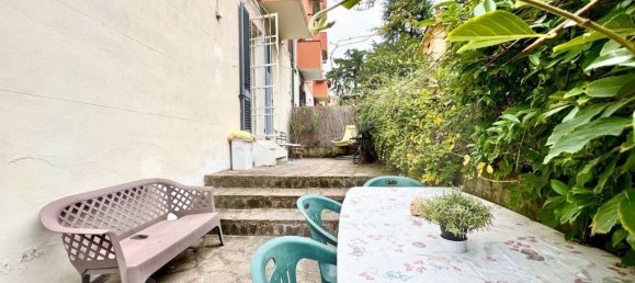 2 bedrooms Apartment in Bologna, Italy No. 34437 4