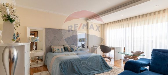 5 bedrooms House in Santo Tirso, Portugal No. 16351 7