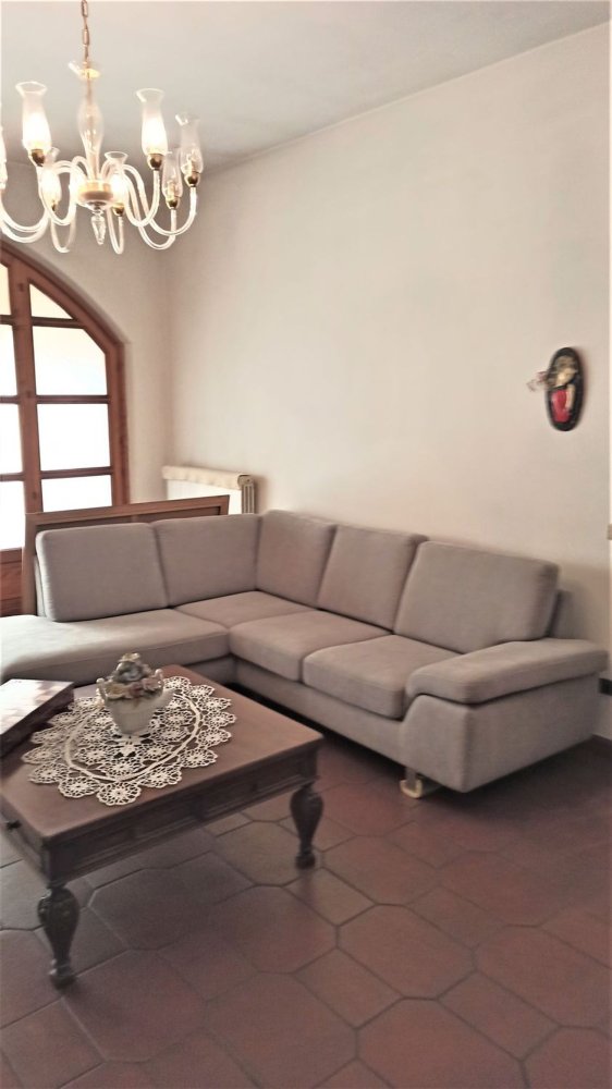 18-Zimmer Villa in Prato, Italy, Nr. 88660